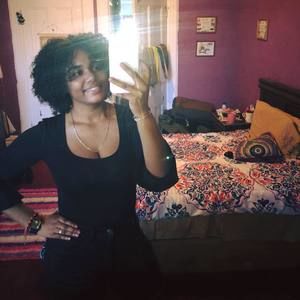 Meet your Posher, Shamika
